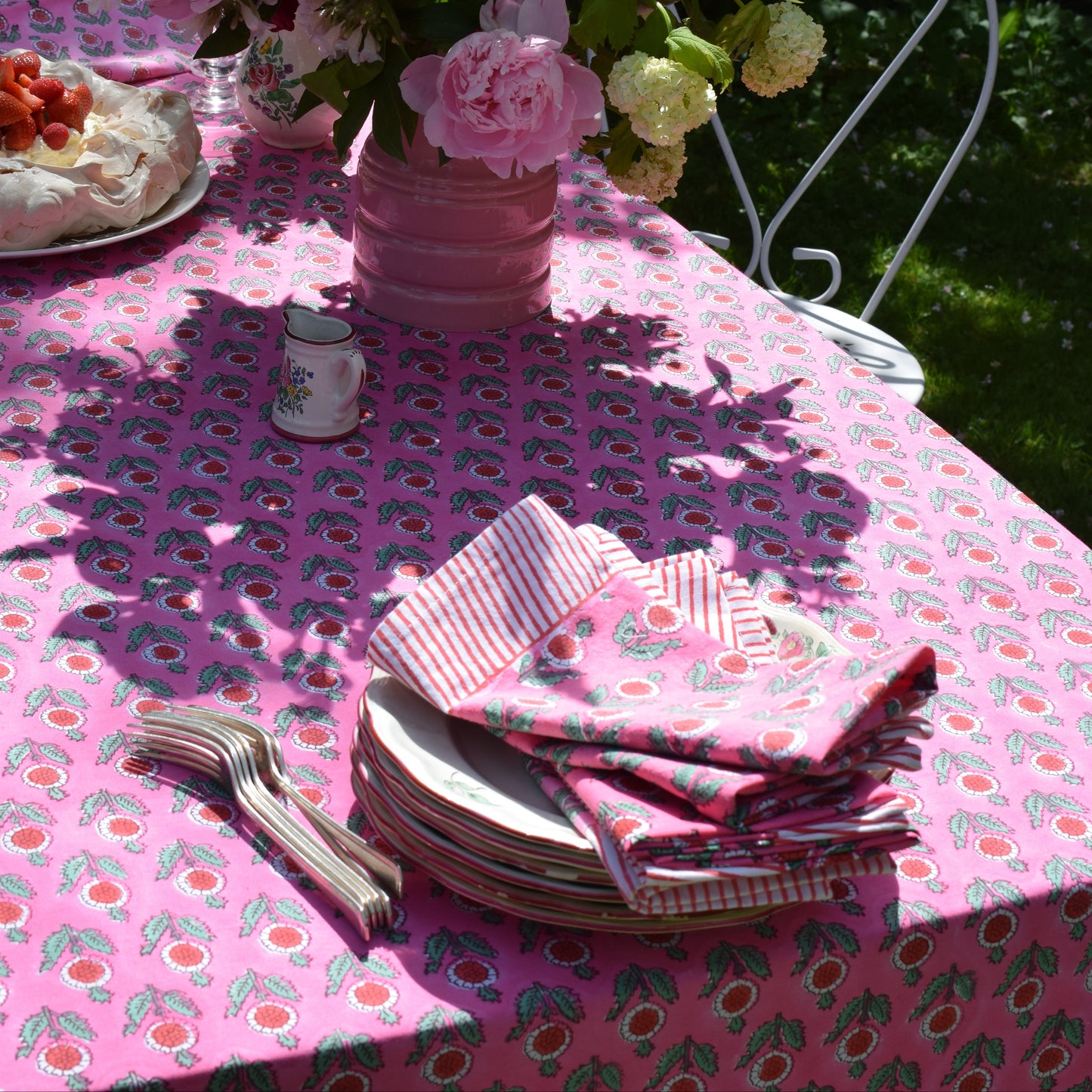 Poppet in Pink Hand Block-Printed Cotton Napkins – Pink & Red