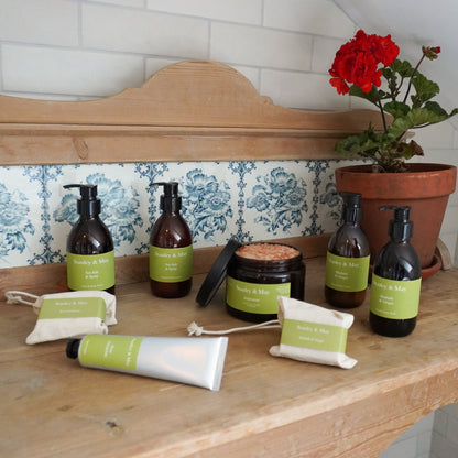 Rhubarb & Ginger Hand & Body Lotion 250ml