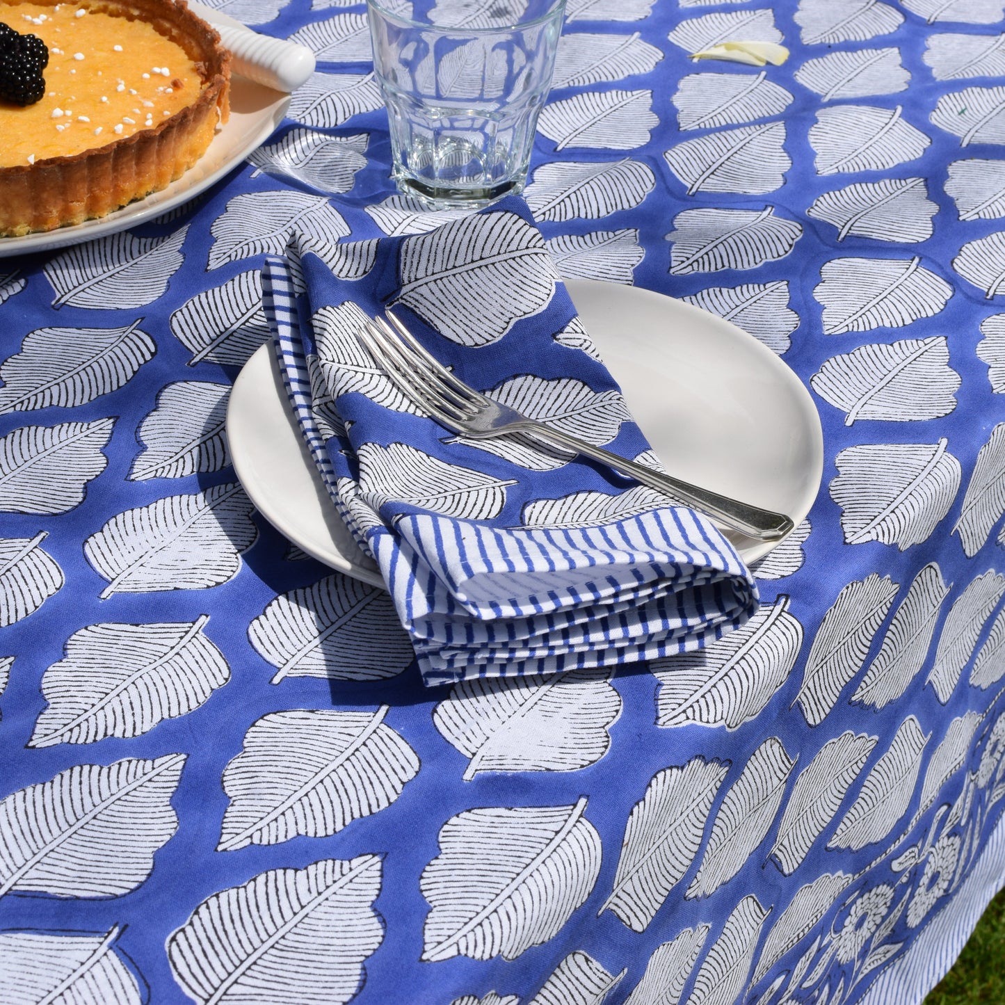 Bold Leaf Hand Block-Printed Cotton Napkins – Deep Blue & White