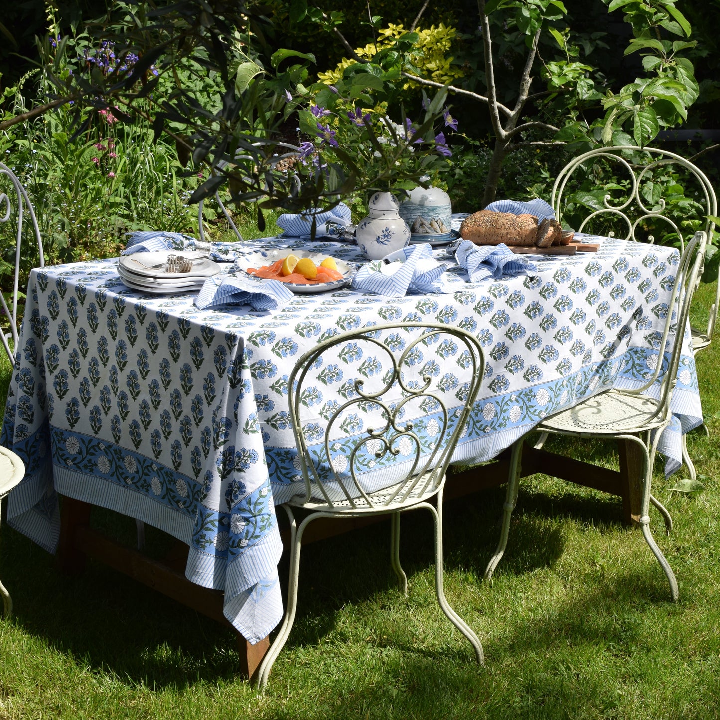 Forget-Me-Not Blue Hand Block-Printed Cotton Tablecloth – Blue & White