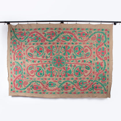 ES1002: Vintage Linen Suzani – Minimalist Elegance & Restraint