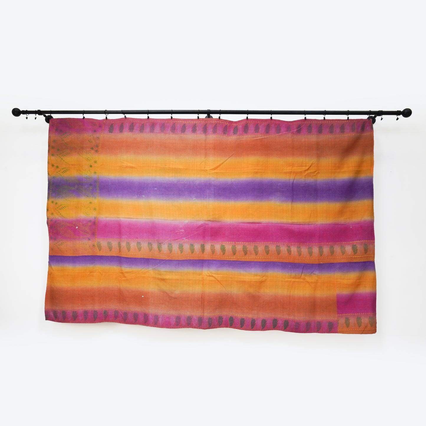 IK1008: Hand-Crafted Vintage Kantha Quilt – Sunset Stripe & Intricate Lattice
