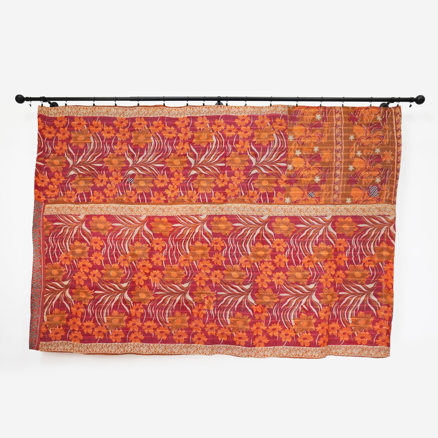 IK1011: Hand-Crafted Vintage Kantha Quilt – Mid-Century Retro & Cottagecore Patchwork