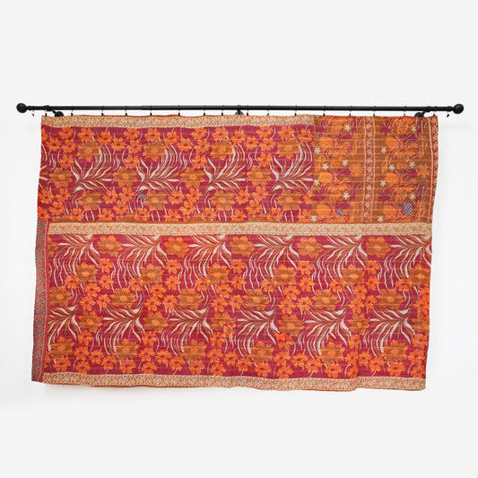 IK1011: Hand-Crafted Vintage Kantha Quilt – Mid-Century Retro & Cottagecore Patchwork