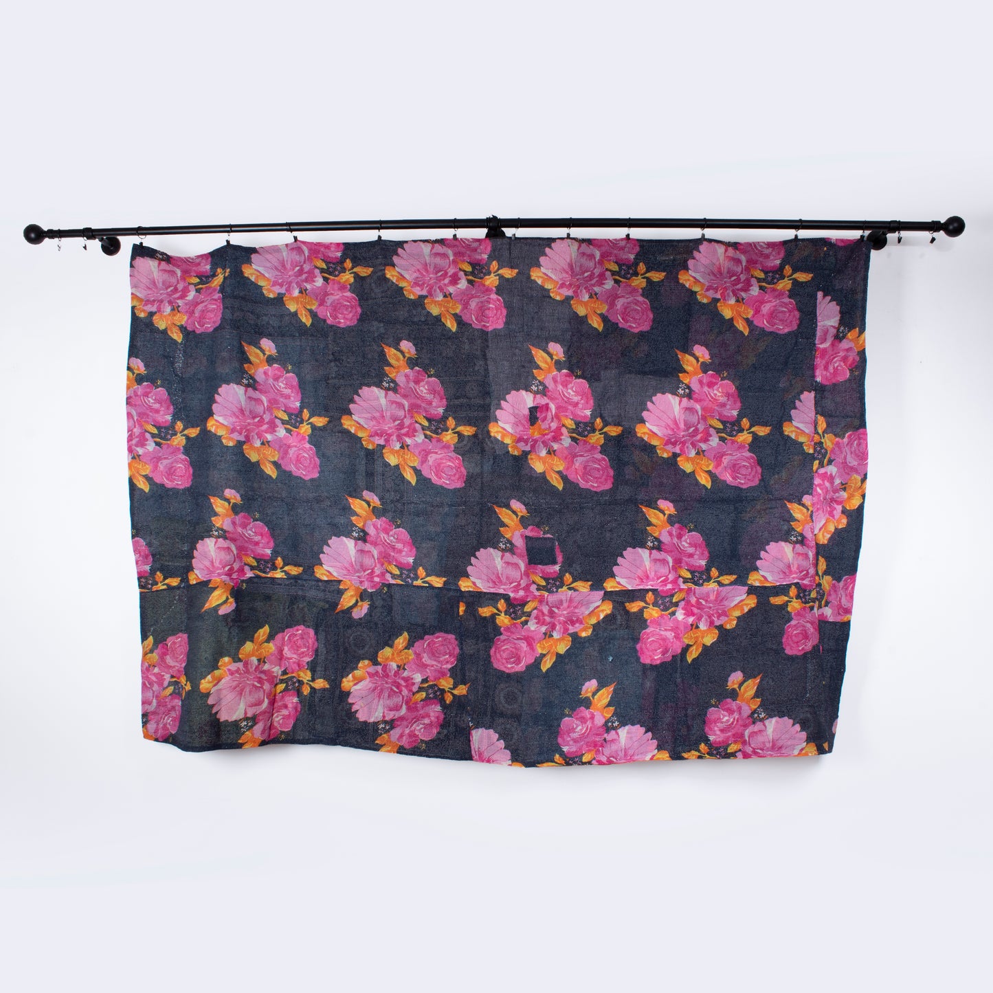 IK1016: Hand-Crafted Vintage Kantha Quilt – Earthy Mulberry & Cerise Floral