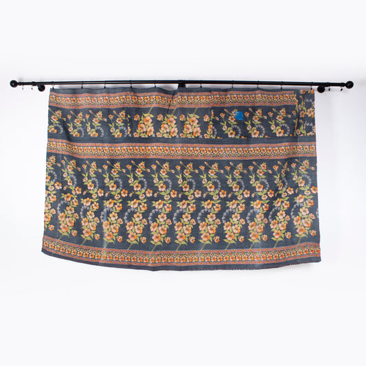 IK1017: Hand-Crafted Vintage Kantha Quilt – Riviera Raspberry & Azure Blue