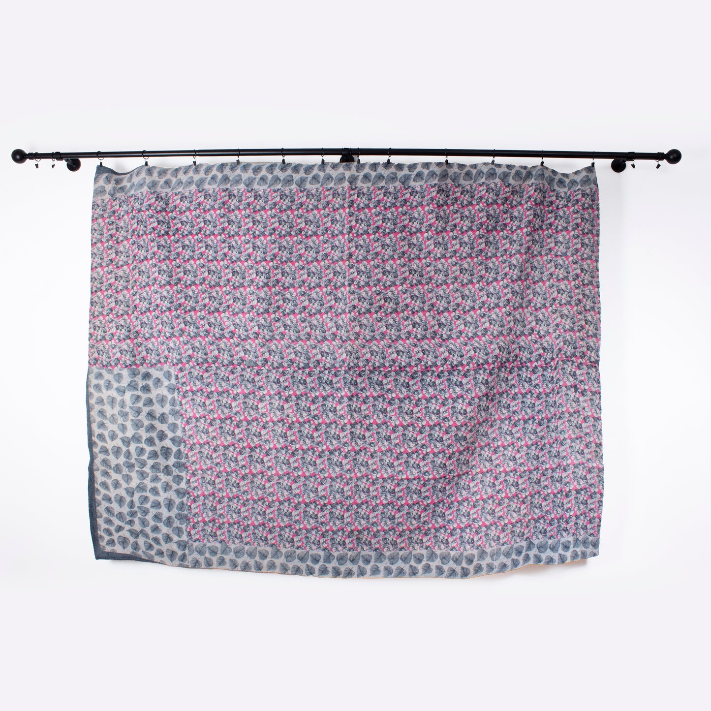 IK1020: Hand-Crafted Vintage Kantha Quilt – Fresh Ditsy Print & Spring Botanical