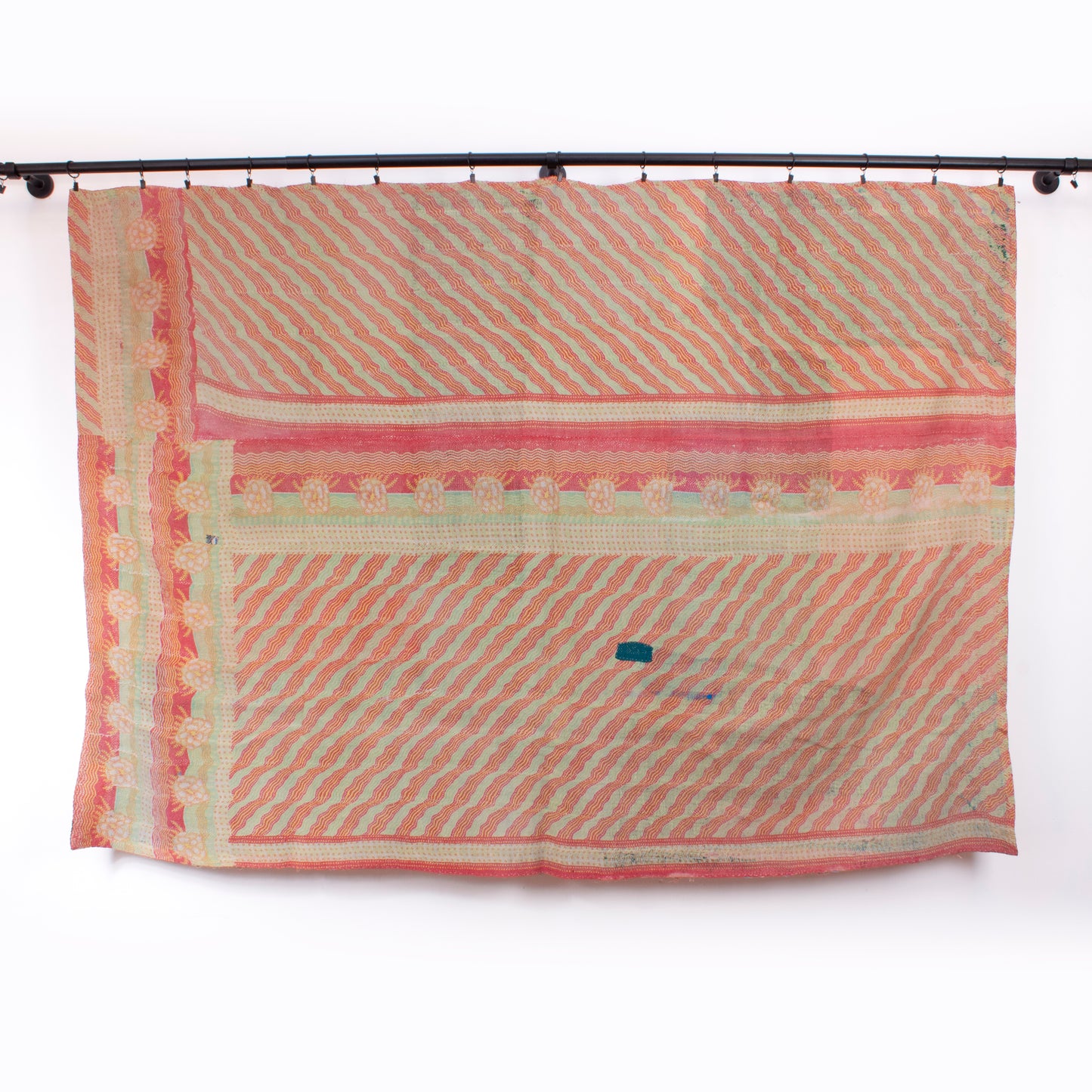 Handcrafted Vintage Kantha Quilt – Personality Patch