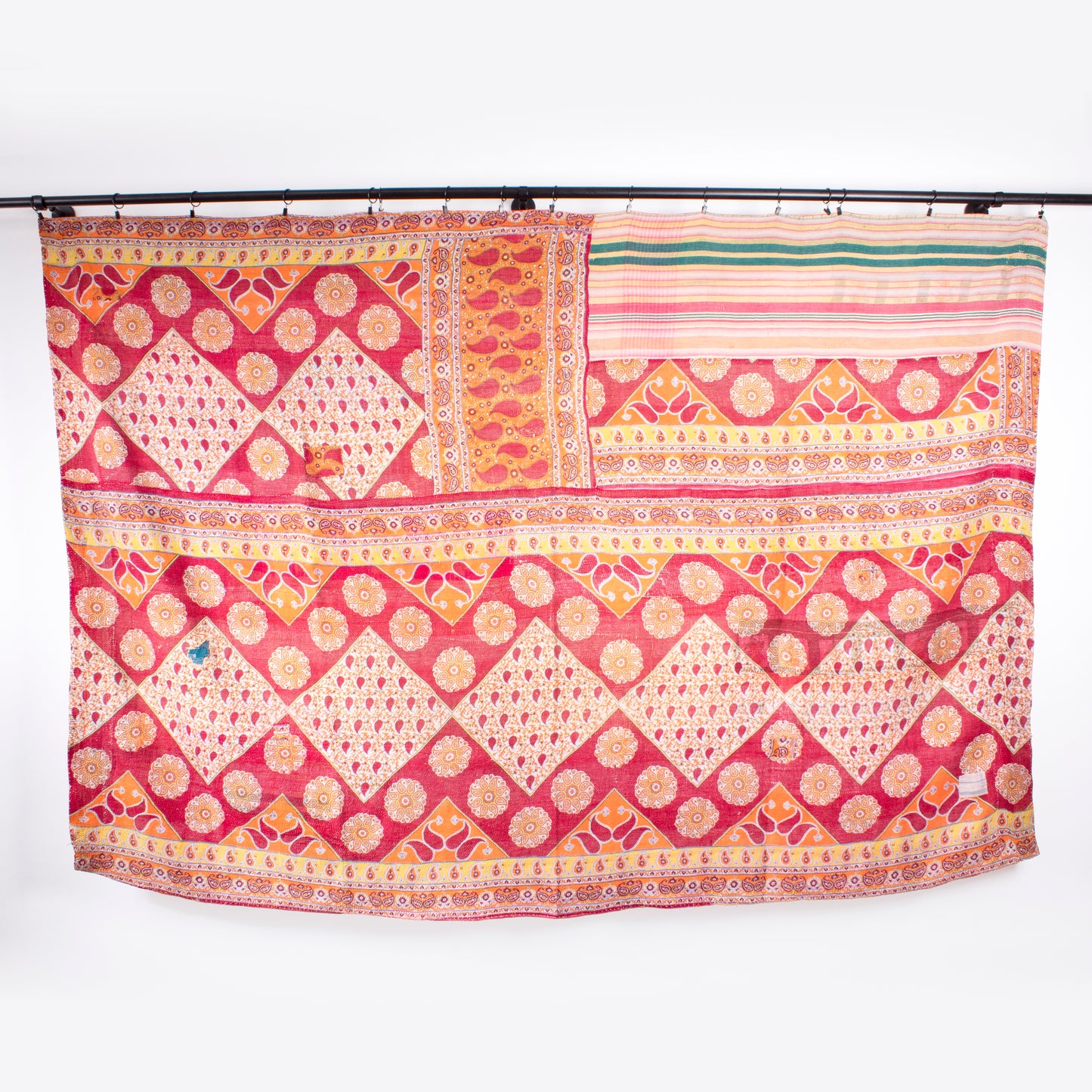Handcrafted Vintage Kantha Quilt – Paisley Flower Haze