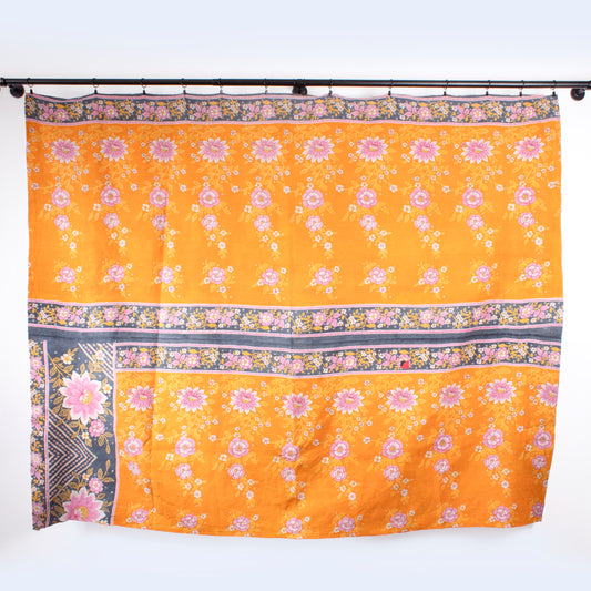 Handcrafted Vintage Kantha Quilt – In Full Bloom